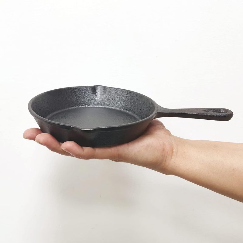 6インチ鋳鉄製スキレット、ドリップスパウト付きフライパン、プ - Camping Cooking Cast Iron のレビューと価格