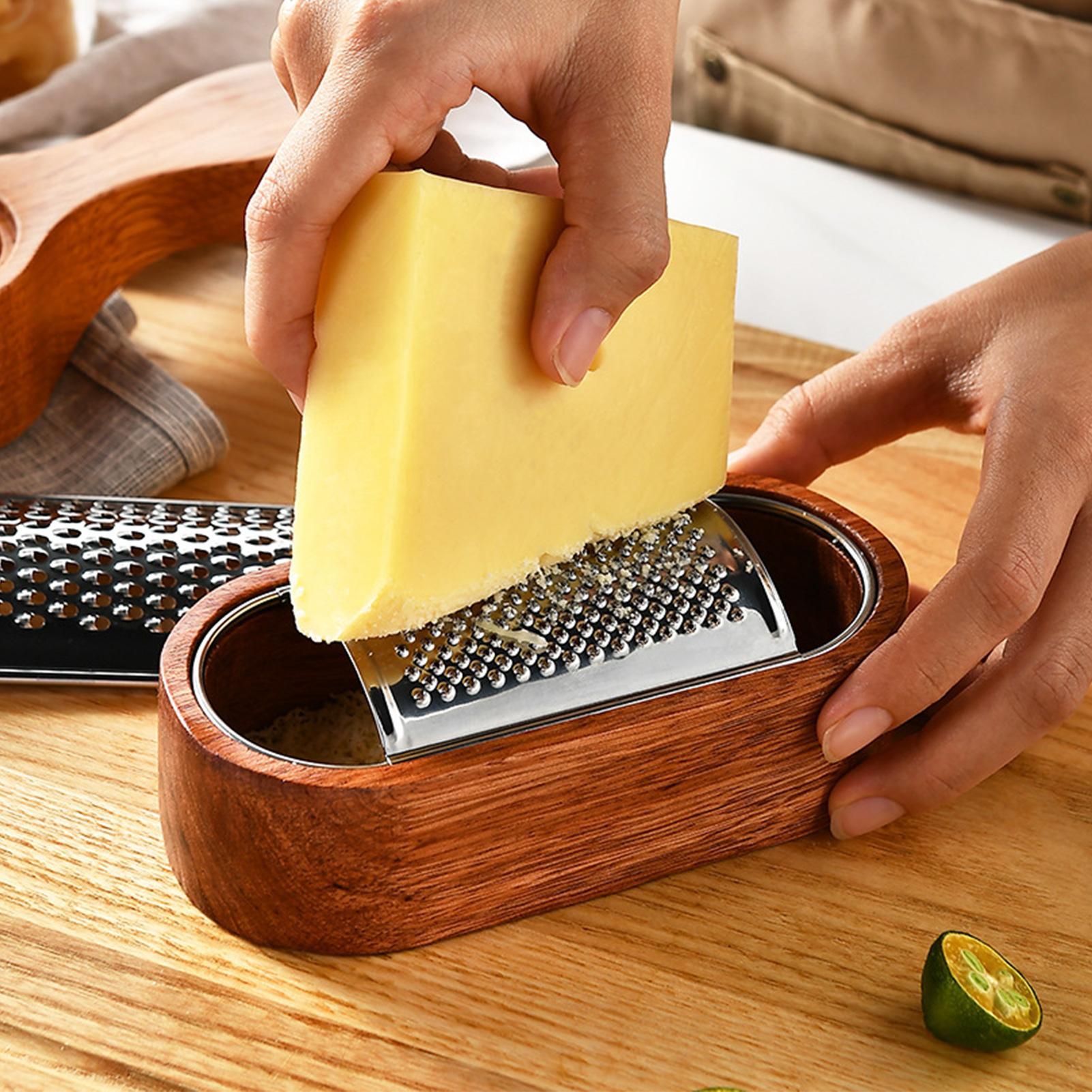 チーズグレーター キッチンシュレッダーガジェット 木製容器付 - Camping Cooking Vegetables のレビューと価格
